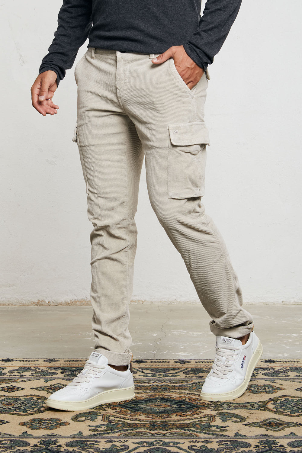 I Pantaloni Mason's per Uomo: Unione di Comfort e Stile