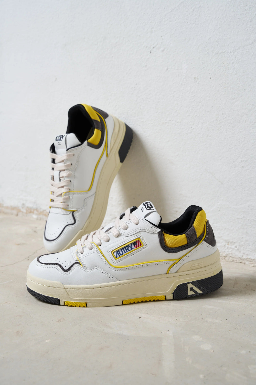 Guida all’acquisto 2023: Le migliori sneakers Autry per l’uomo moderno