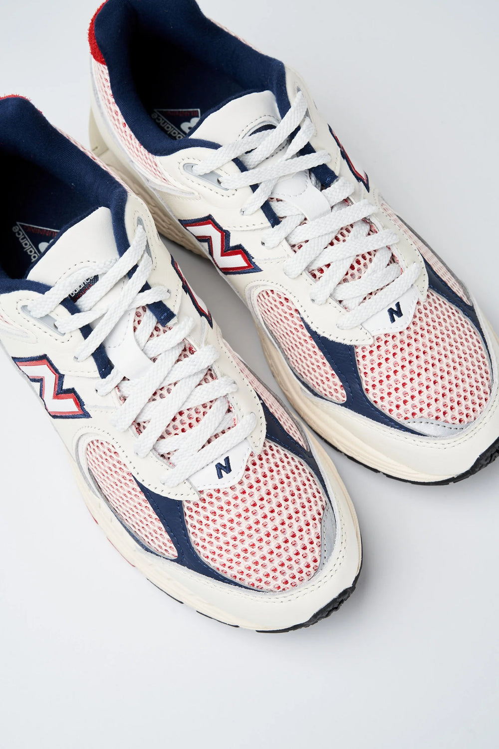 Sneakers per l'Estate: Le Migliori Proposte per un Look alla Moda e Confortevole