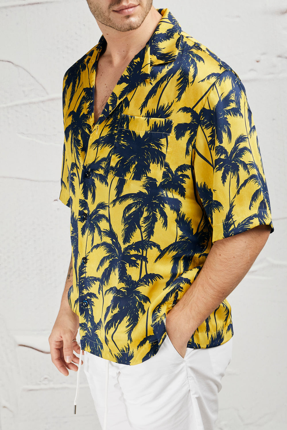 Summer Shirts: Guide to Online News for a Fashionable Summer
