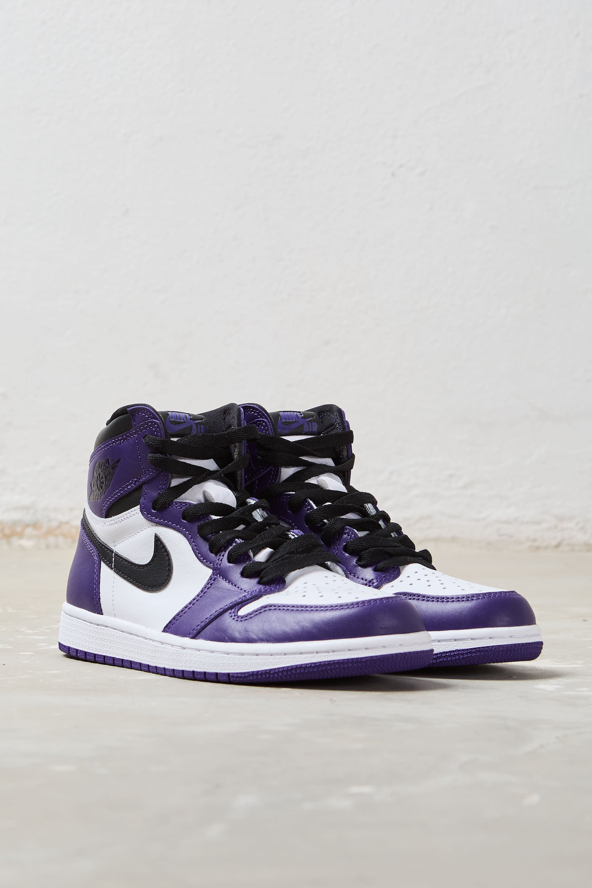 Nike Jordan 1 High Court Purple in Leather Purple/White | Kissuomo.it