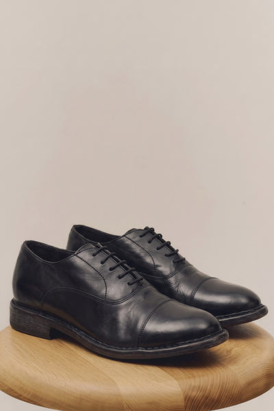 Moma 4375 Scarpa allacciata in pelle nera