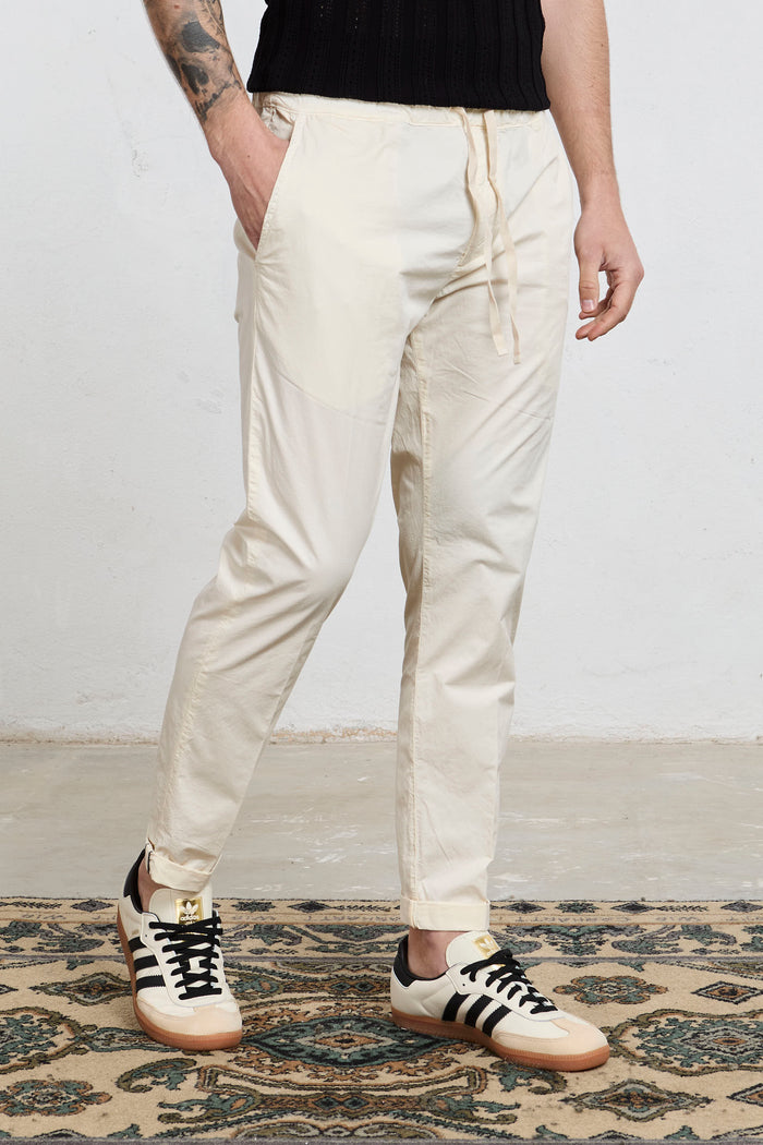 clark pantalone relaxed elastico coulisse in vita leggero misto cotone colore avorio 8589