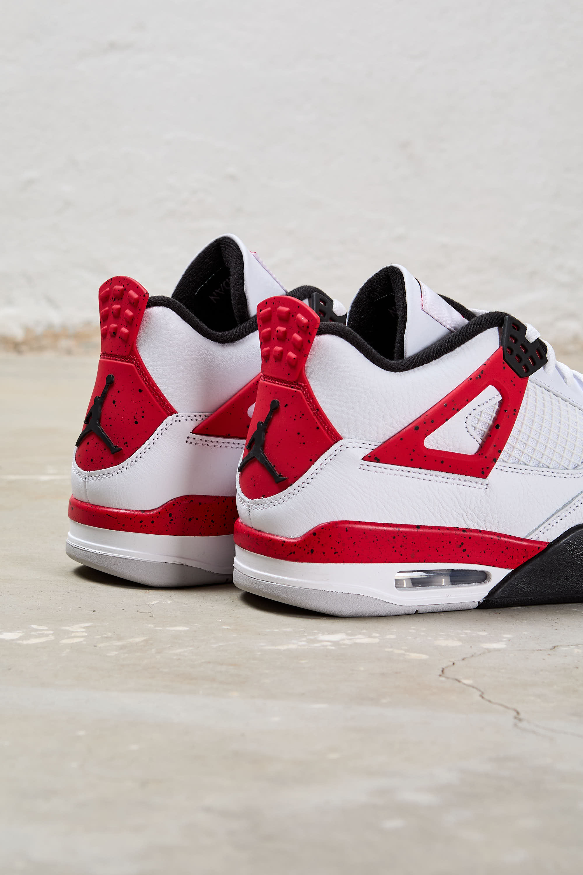 Nike Air Jordan 4 Retro Red Cement in White Red Leather Kissuomo