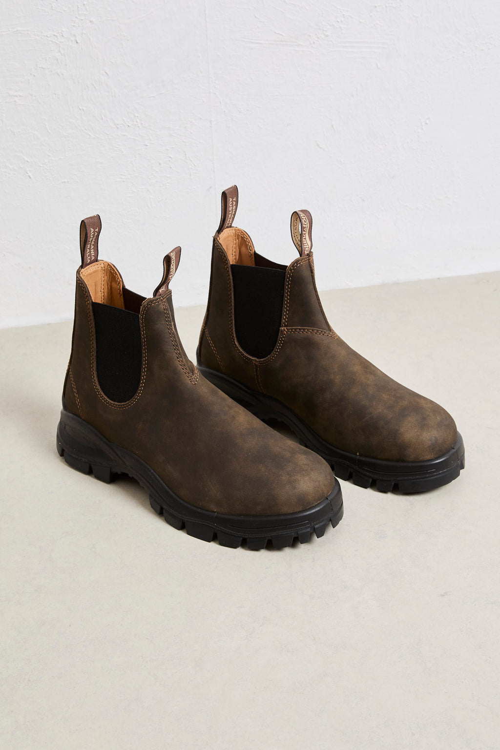 Blundstone 2751 Stivaletto marrone carrarmato scamosciato