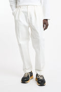 OutFit 4446 Pantalone bianco con pinces alla francese