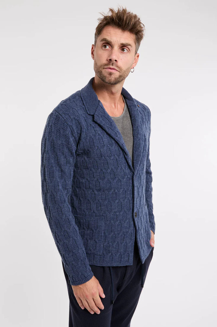 Maglia Girocollo e Cardigan OutFit da Uomo: Comfort e Stile per l’Inverno