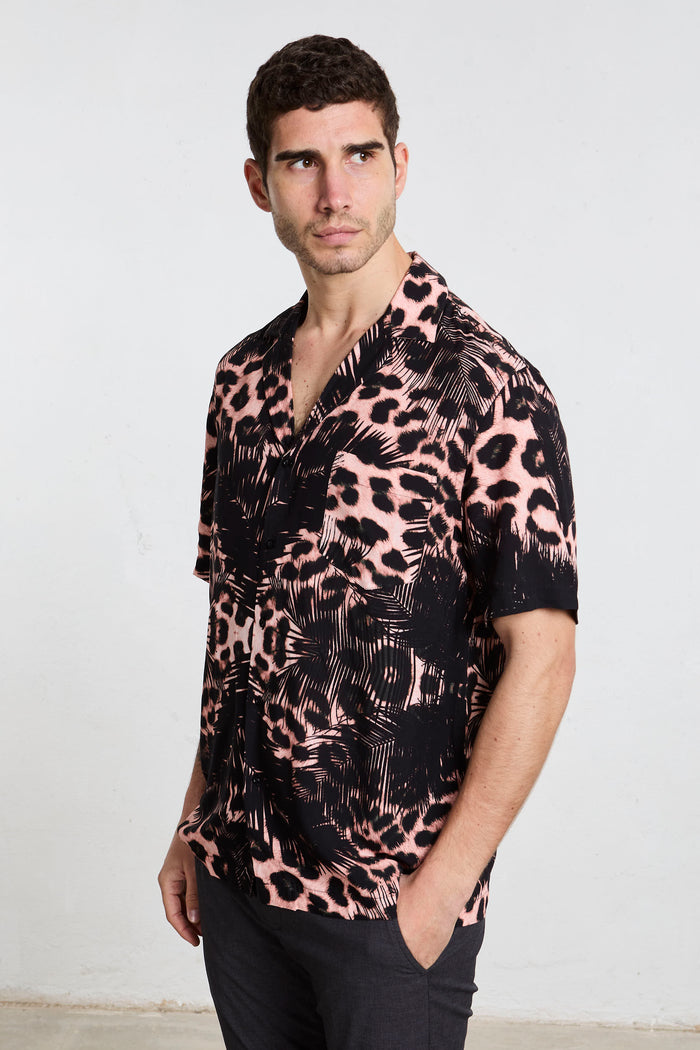benevierre camicia stampa animalier maniche corte viscosa colore rosa nero 8705