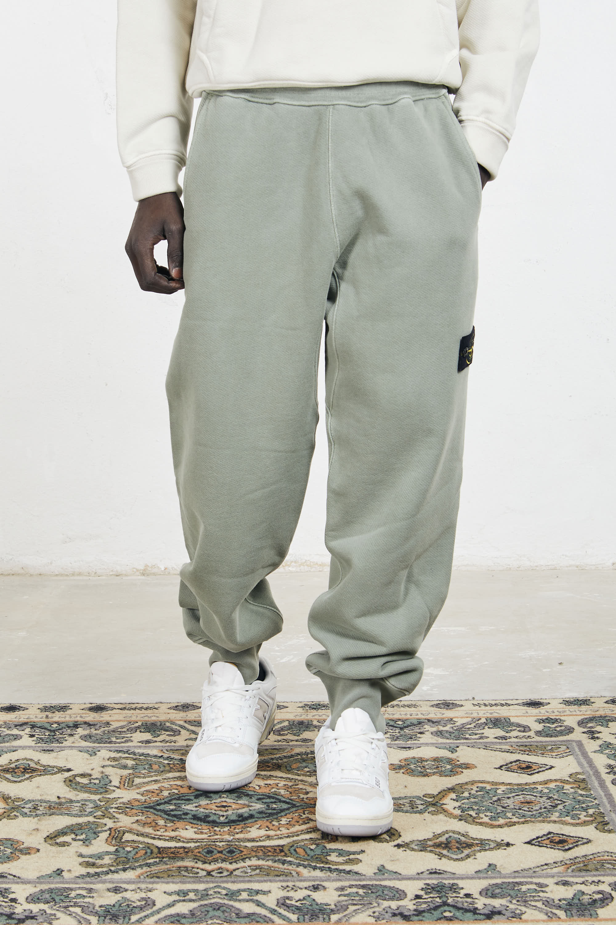 White stone island online joggers