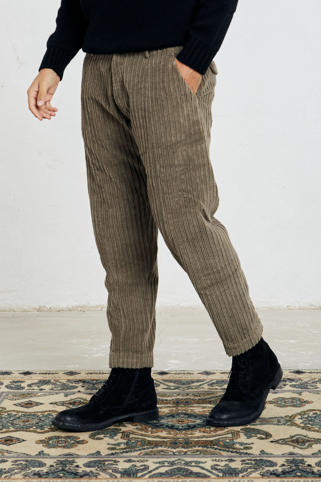 Nine in the Morning 7360 Kent corduroy trousers