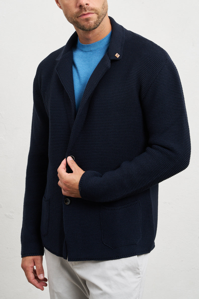 outfit giacca in maglia tramata due bottoni tasche misto lana colore blu 7380