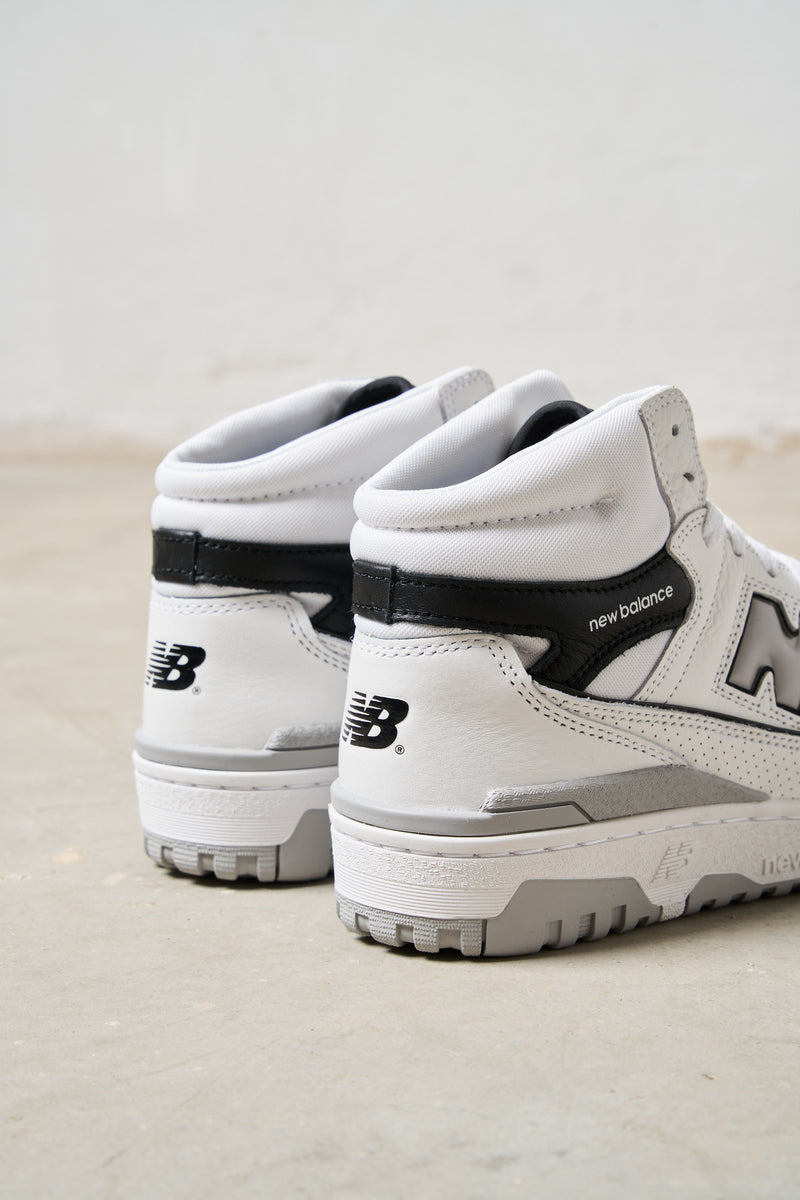 new balance sneakers 650 alta pelle colore bianco nero 7028