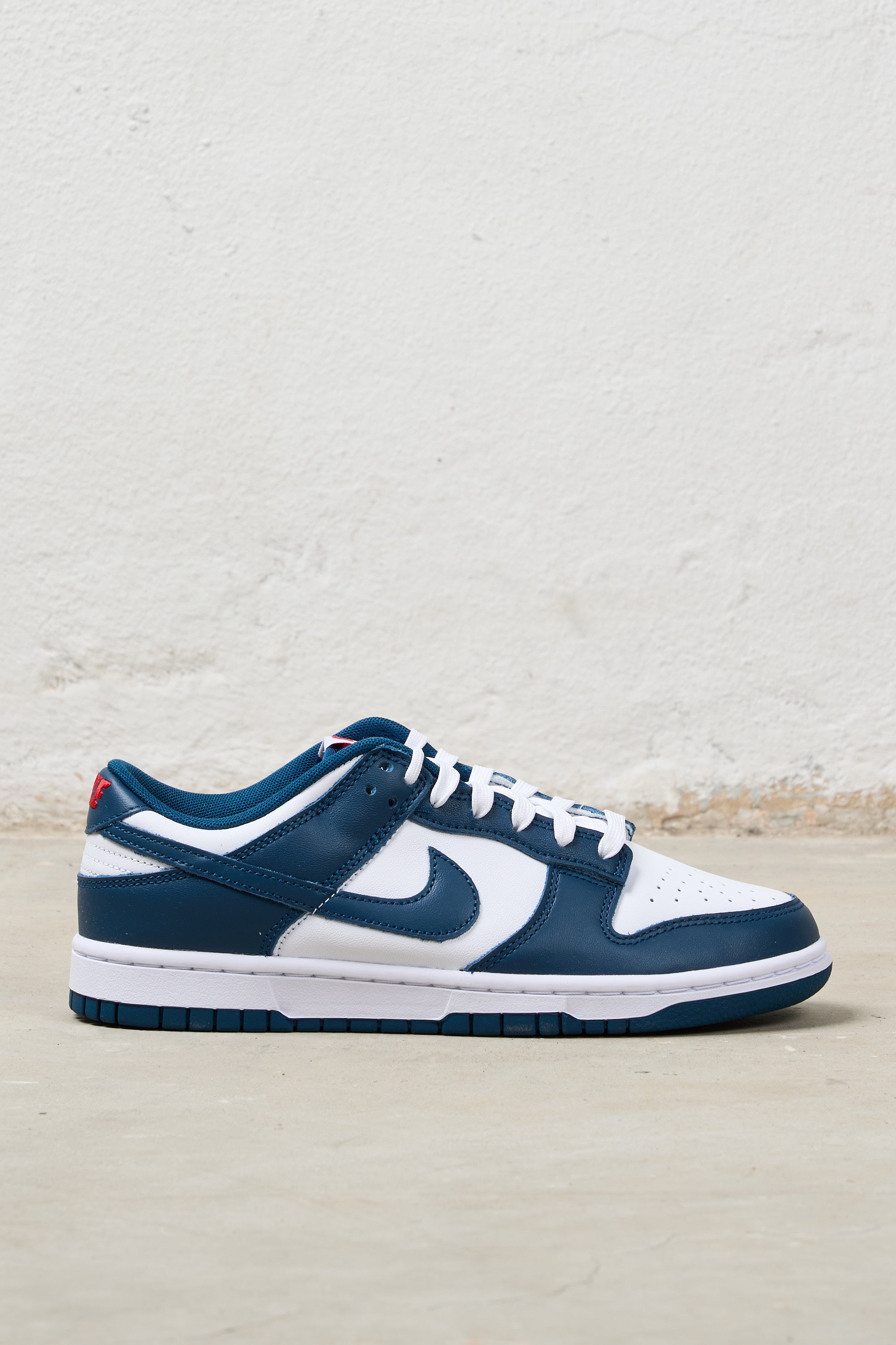 Nike Sneakers Dunk Low Valerian Blue Leather White Blue Kissuomo