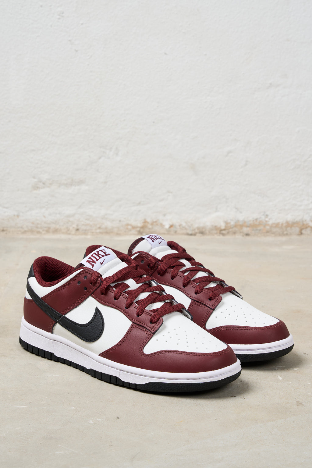 Nike Sneakers Dunk Low Leather White Bordeaux