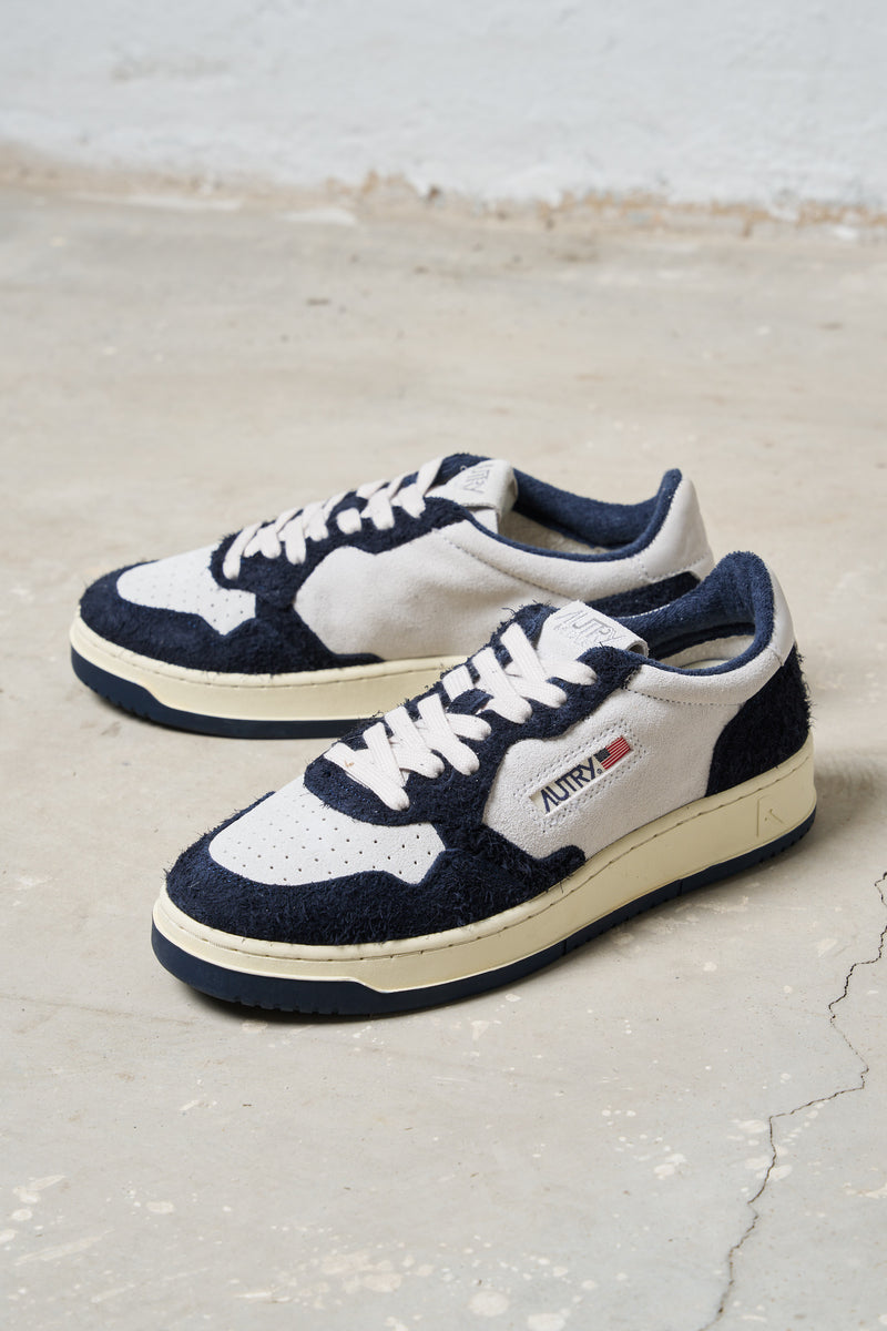 autry sneakers medalist low tomaia suede colore blu bianco 7104