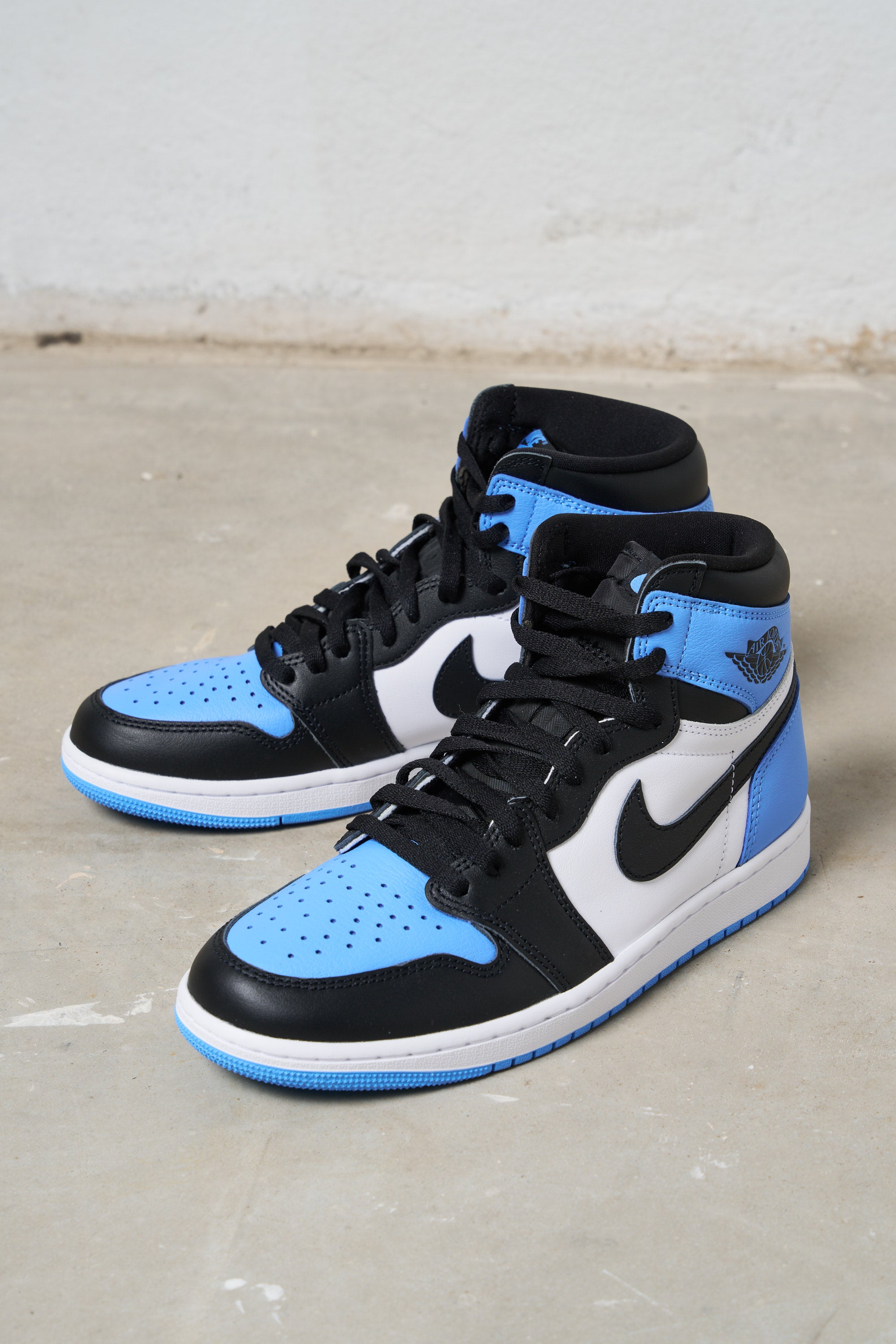 Nike 7834 Sneakers Jordan 1 Retro High Unic Toe