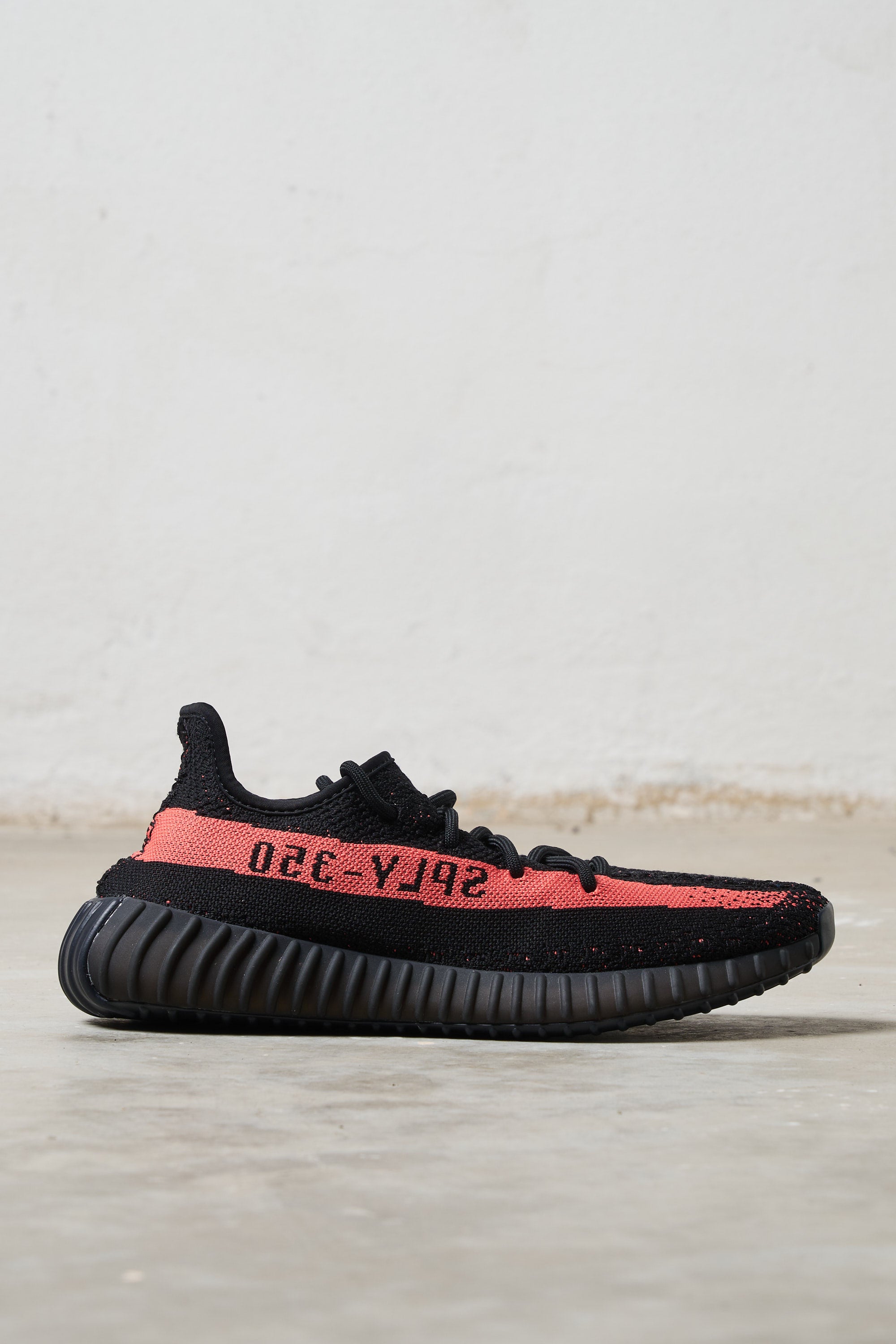 Adidas yeezy boost 350 hot sale v2 black kanye west