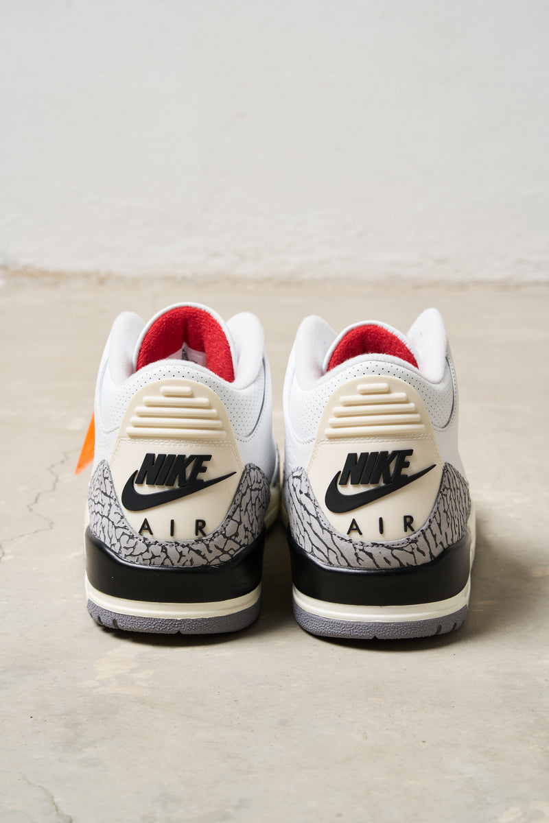 Nike Sneakers Air Jordan 3 Retro White Cement