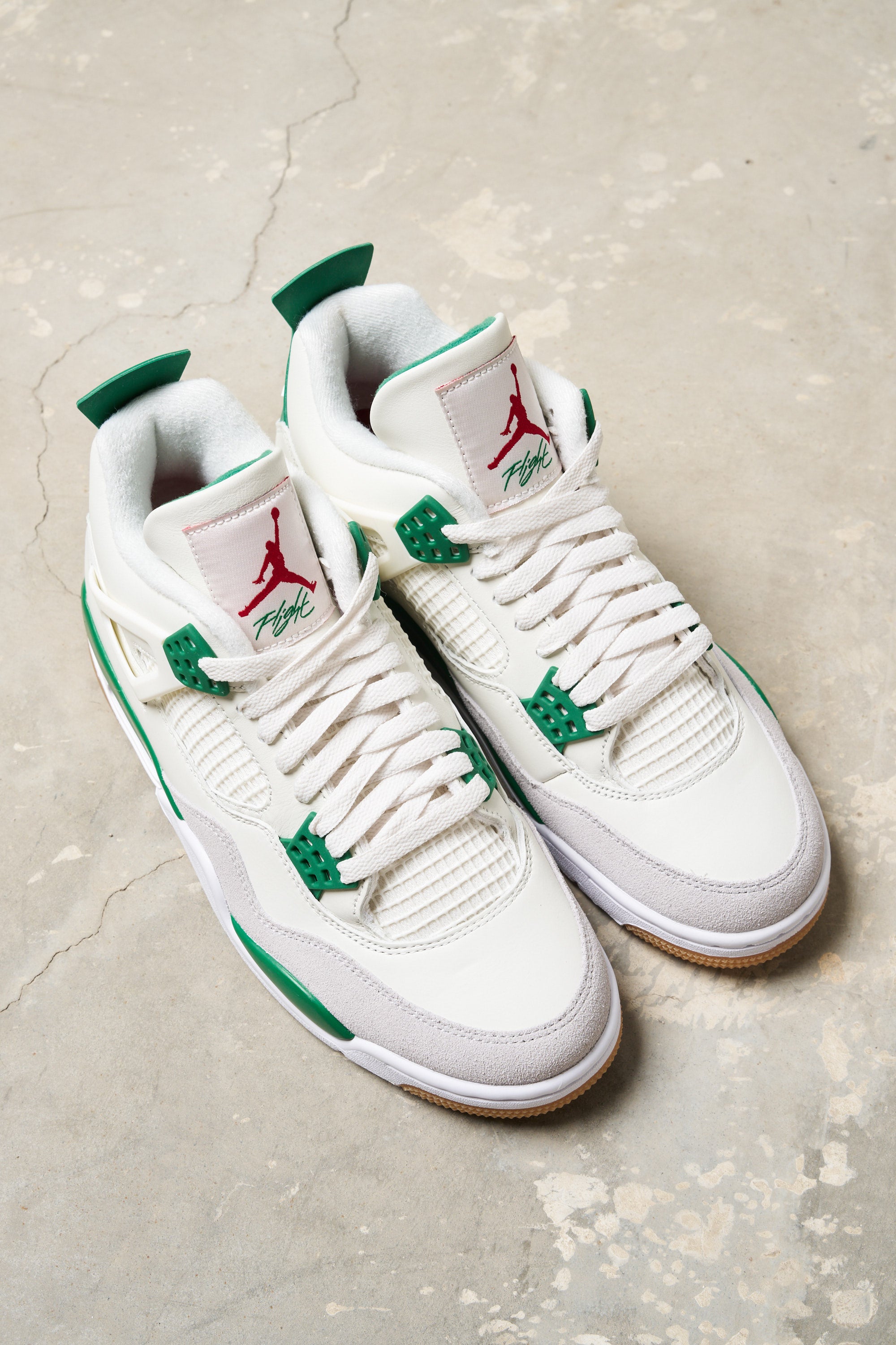 Green jordan outlet sneakers