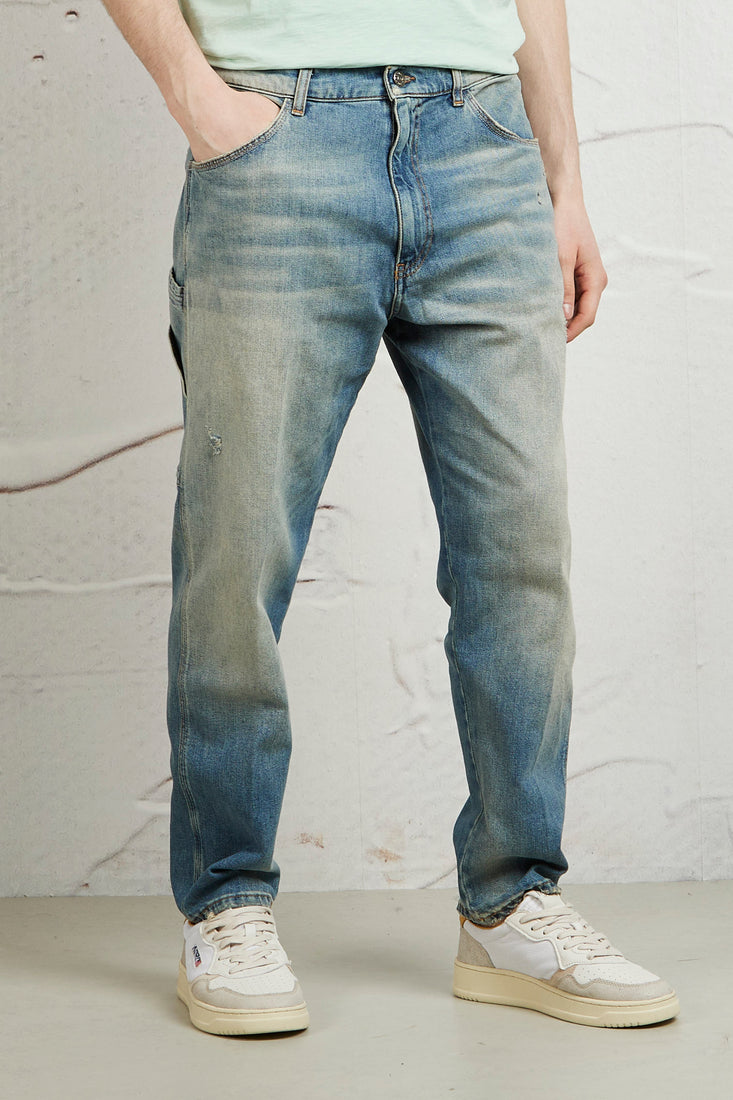 Vestire con Stile: Come Scegliere i Jeans Uomo della Nuova Collezione Dondup 2023/24